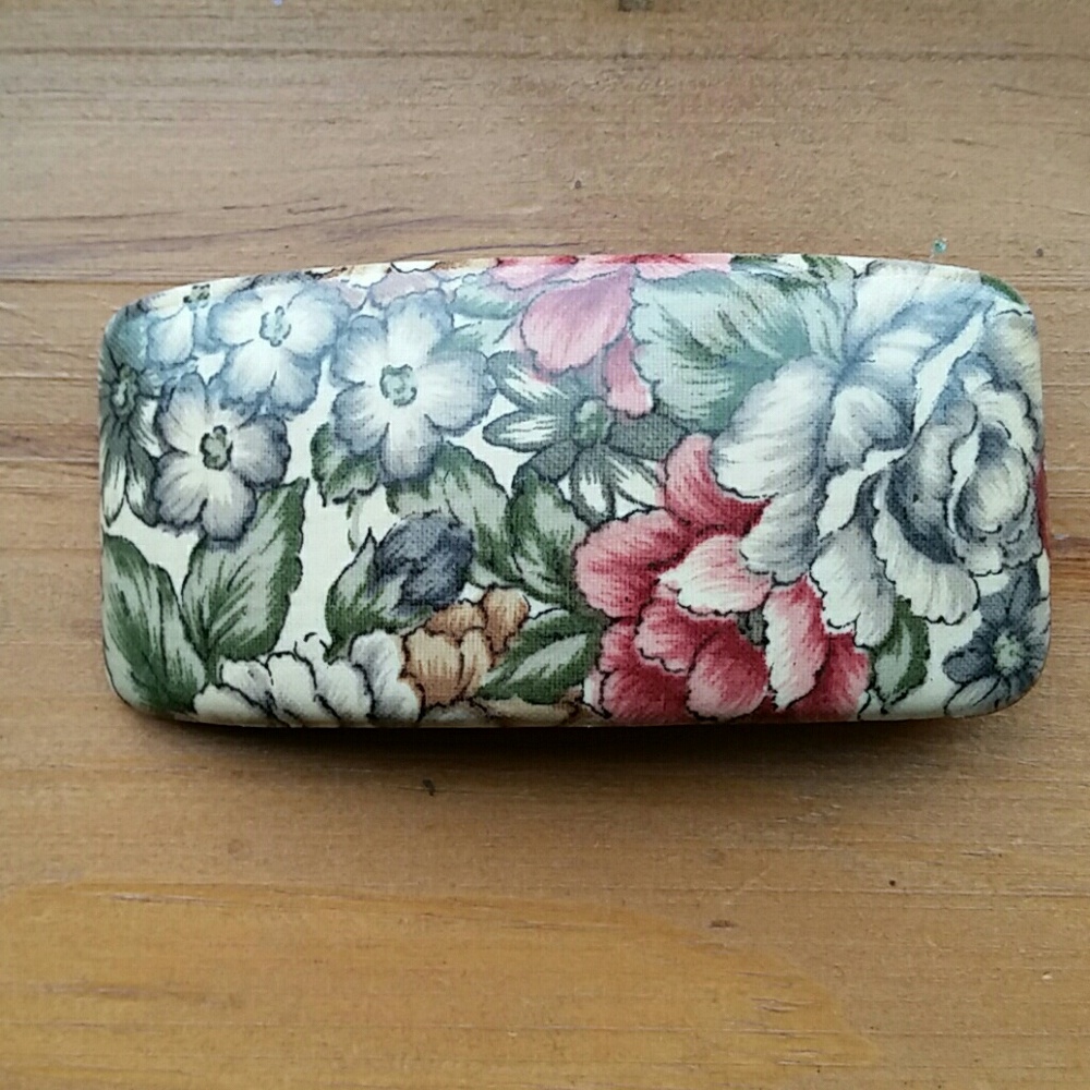 Pretty large wood barrette
